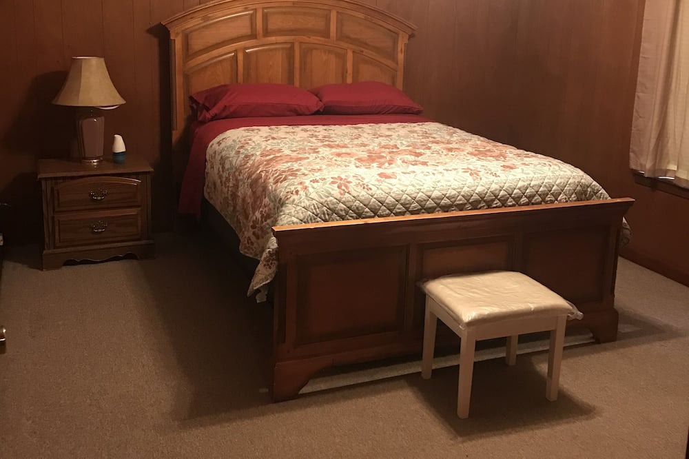 Photo of Bedroom in Hemphill