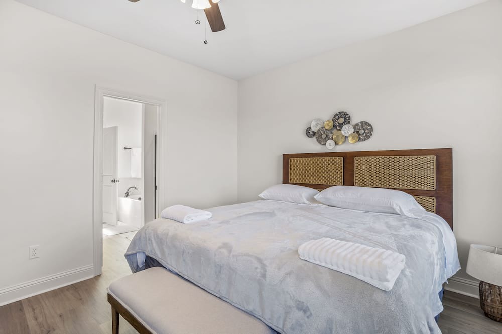 Photo of Bedroom in Lake Charles
