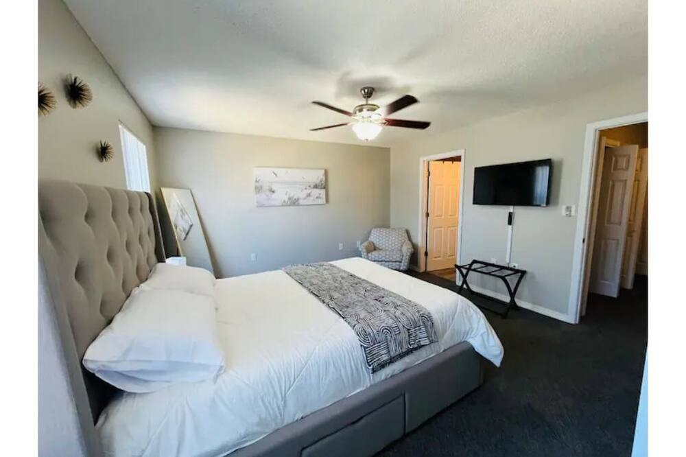 Photo of Bedroom in Wright