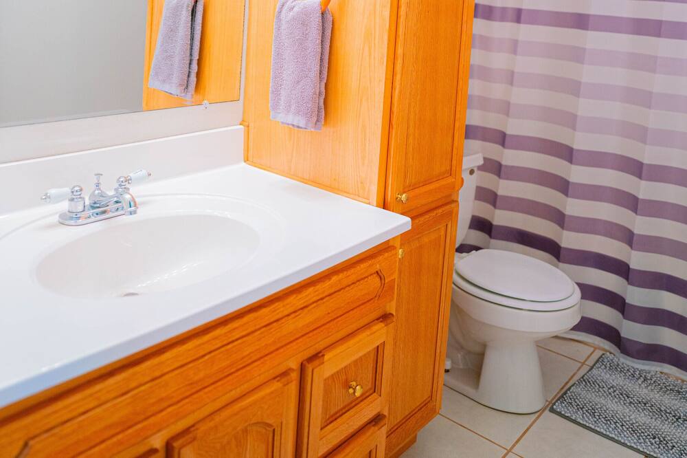 Photo of Bathroom in Shoreline Park