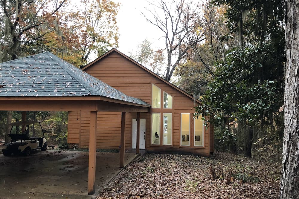Photo of Outdoor in Gardner