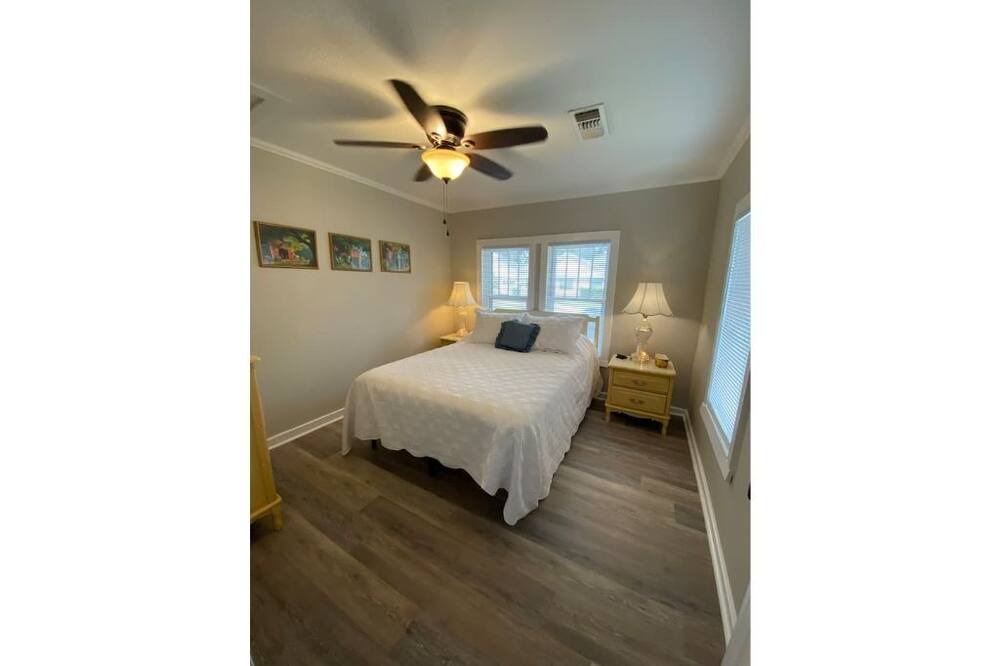 Photo of Bedroom in Milton