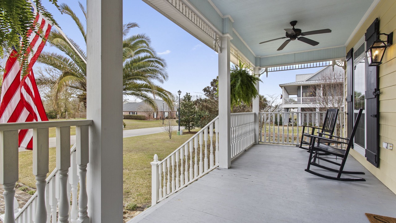 Photo of Patio Balcony in Waveland