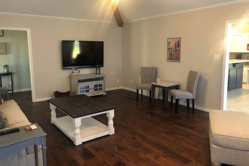 Photo of Livingroom in Shreveport