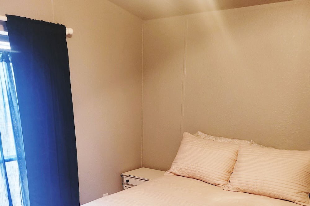 Photo of Bedroom in Harold