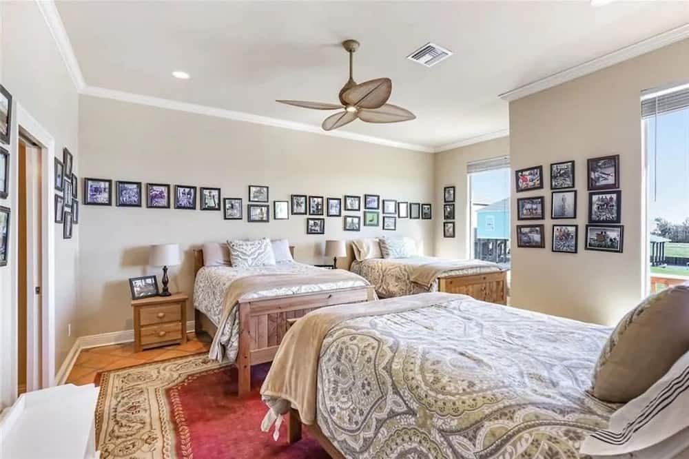 Photo of Bedroom in Delacroix