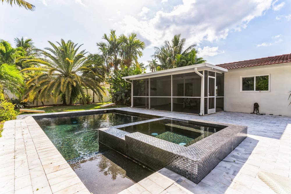 Photo of Outdoor in Coral Ridge Isles