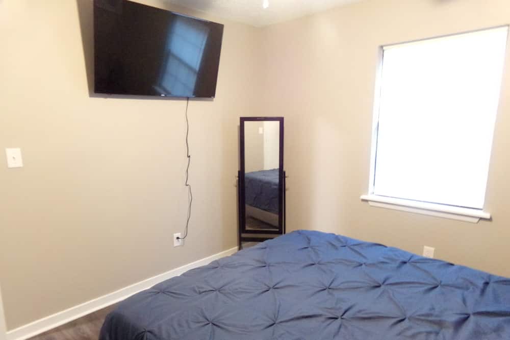 Photo of Bedroom in Jackson
