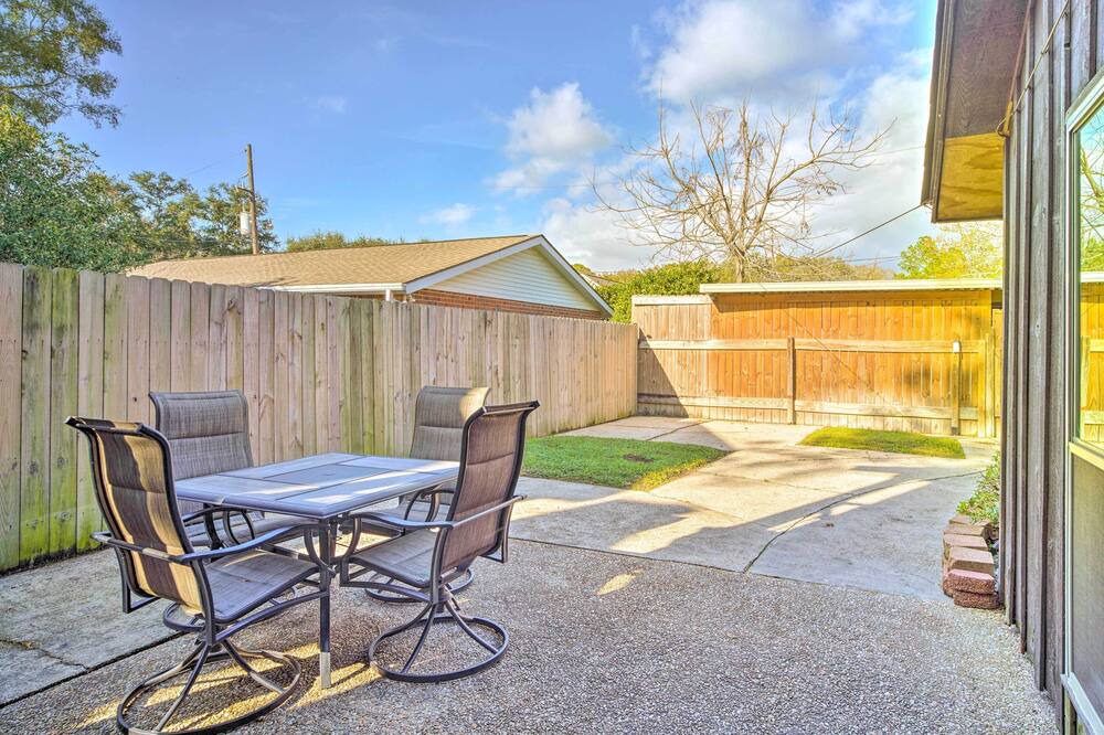 Photo of Others in Highlands - Perkins