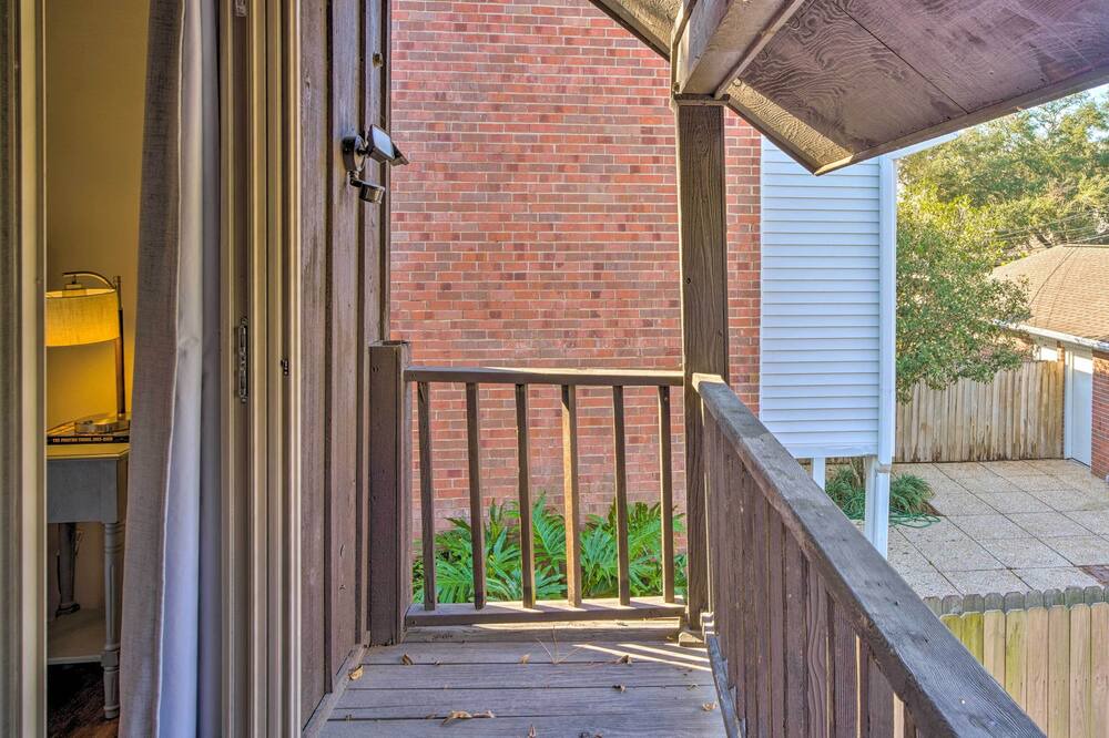 Photo of Patio Balcony in Highlands - Perkins