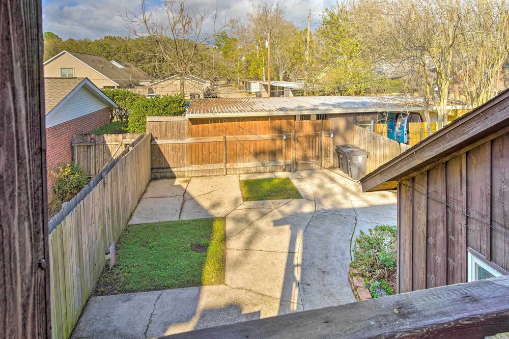 Photo of Outdoor in Highlands - Perkins