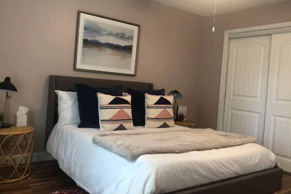 Photo of Bedroom in Chipley