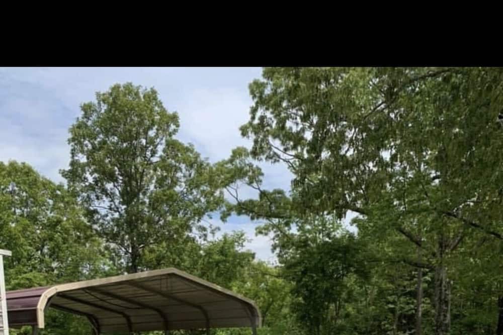 Photo of Outdoor in Coffeeville
