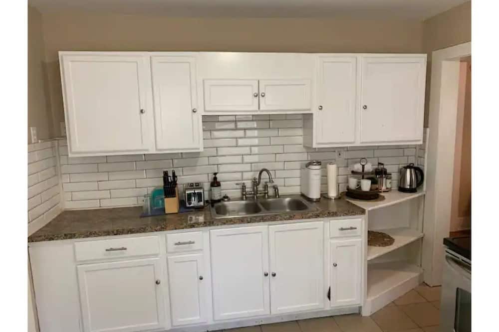 Photo of Kitchen in Crestline Heights