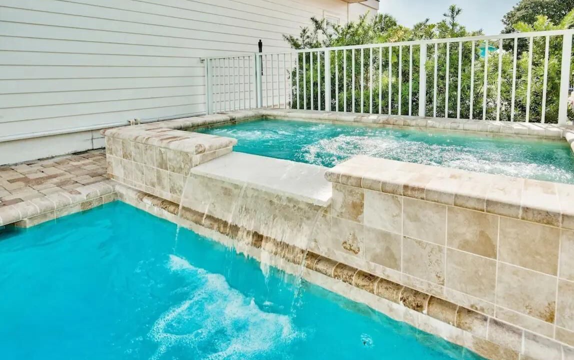 Photo of Outdoor in Crystal Shores