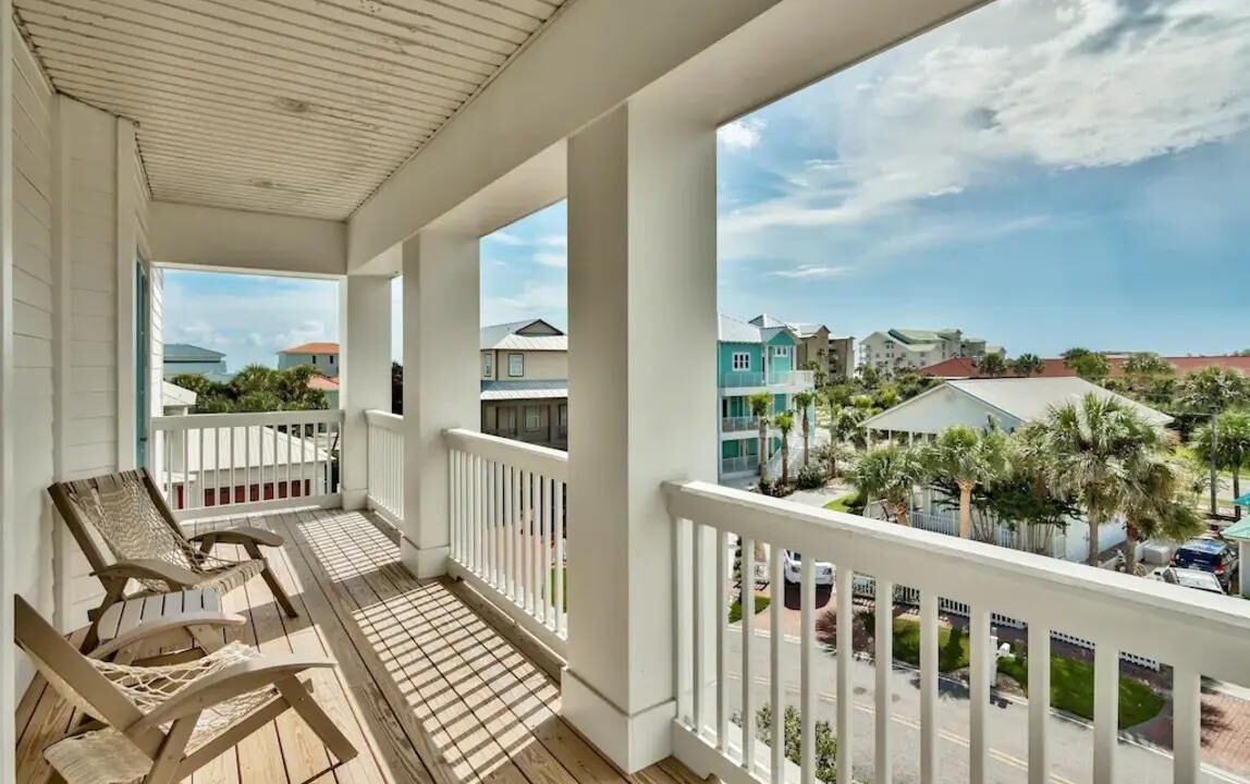 Photo of Outdoor in Crystal Shores