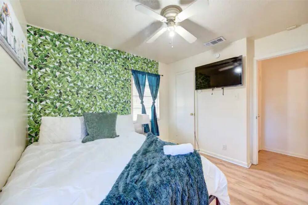 Photo of Bedroom in Beaumont