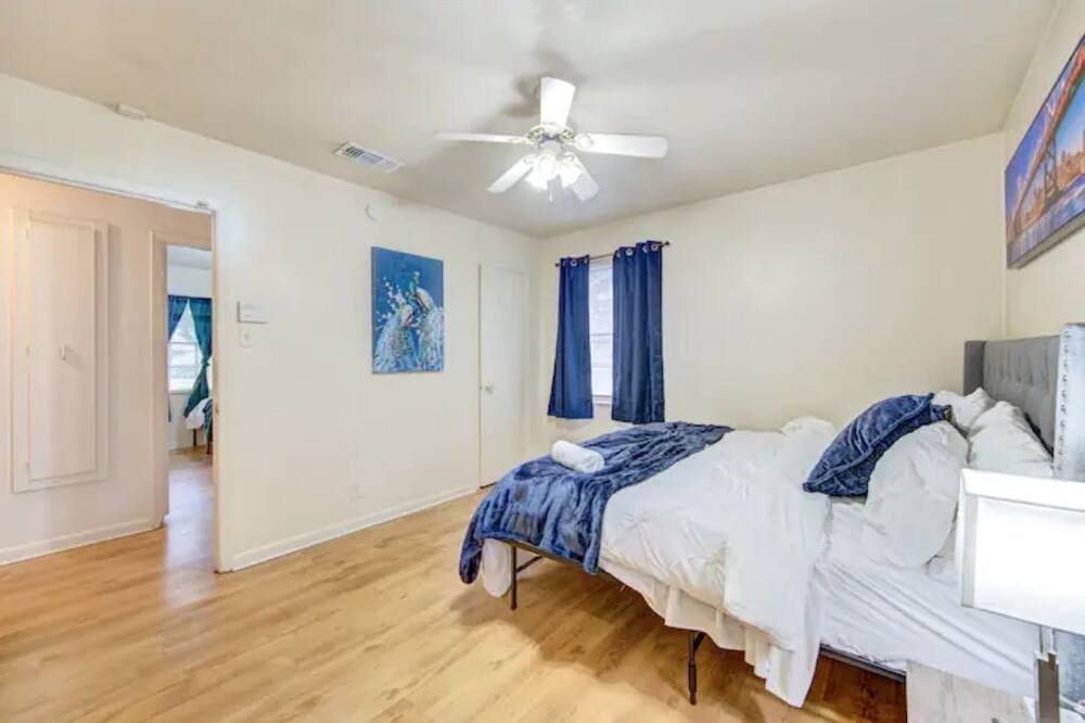 Photo of Bedroom in Beaumont