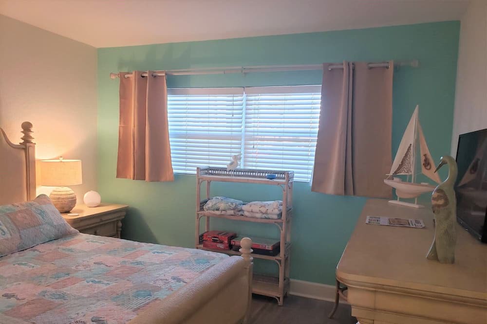 Photo of Bedroom in St. Petersburg - Clearwater