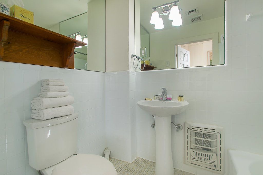 Photo of Bathroom in French Quarter
