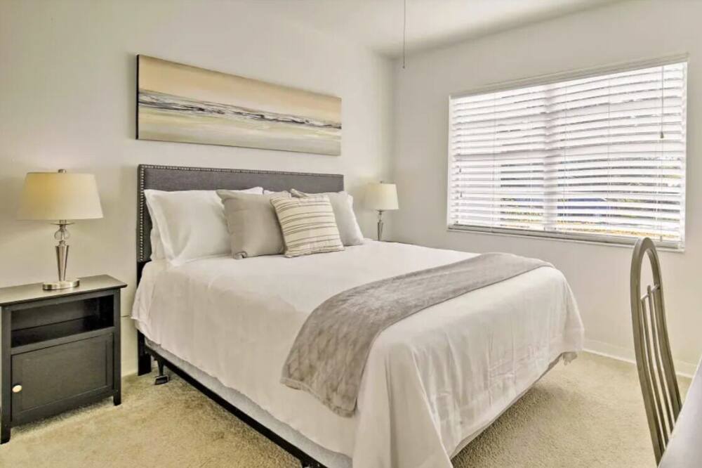 Photo of Bedroom in Davis Islands