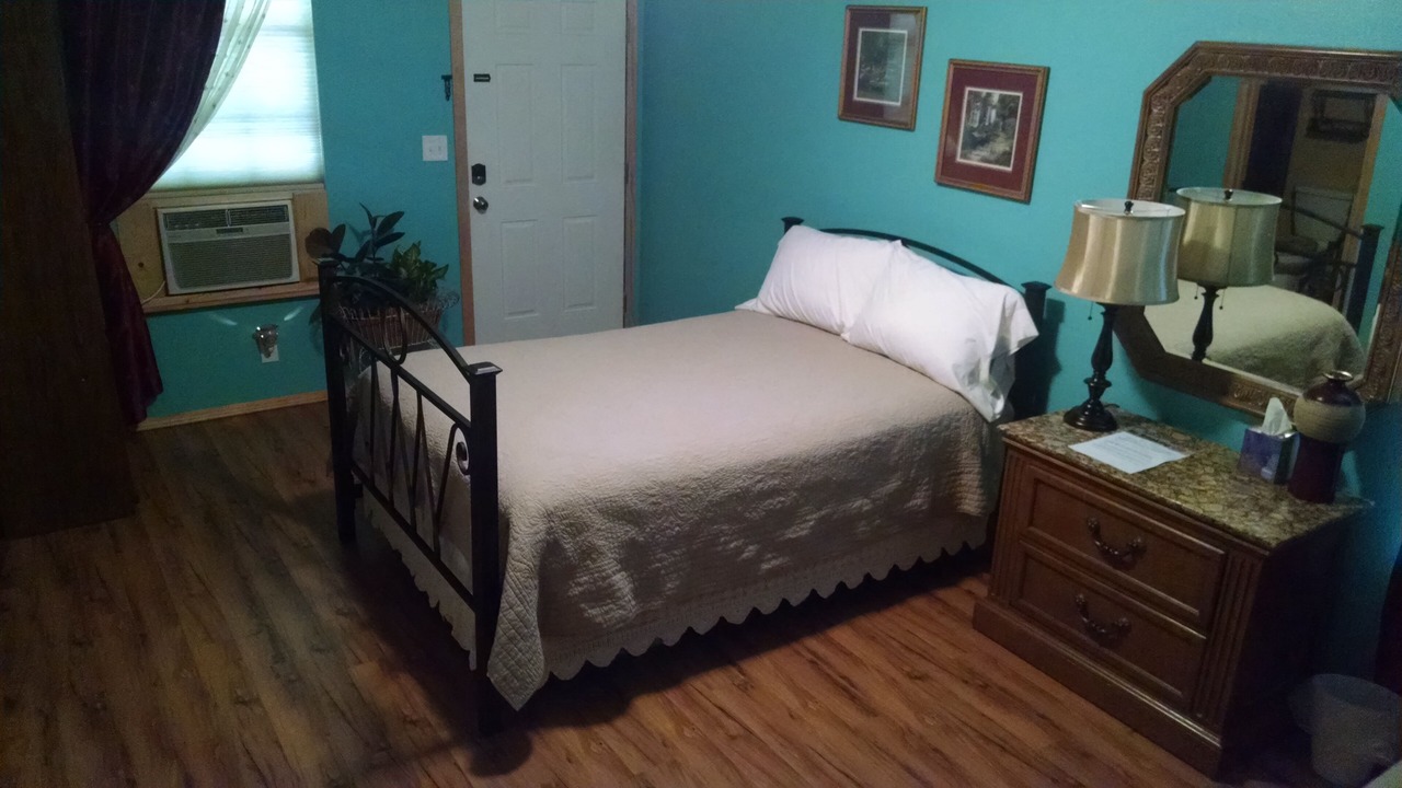 Photo of Bedroom in Greenwood