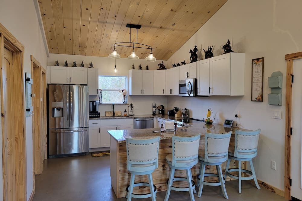 Photo of Kitchen in Commerce