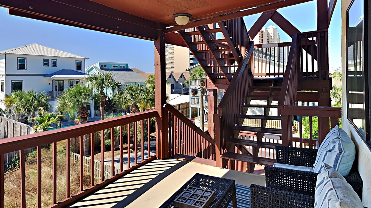 Photo of Patio Balcony in Holiday Beach