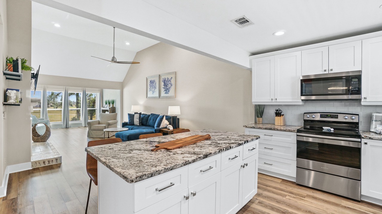 Photo of Kitchen in Upper Grand Lagoon
