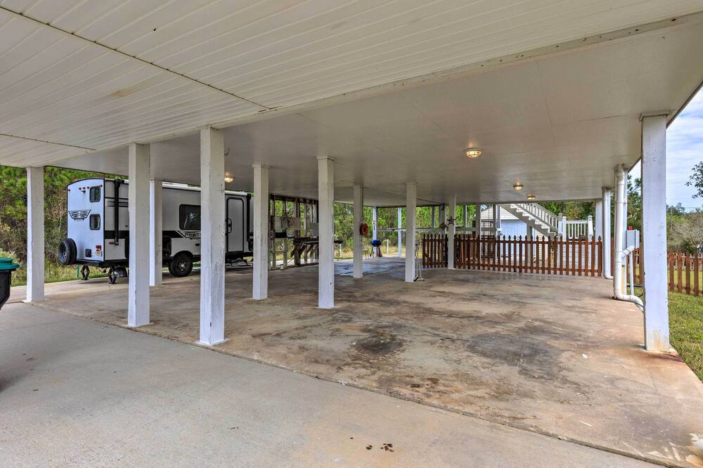 Photo of Others in Henderson Point