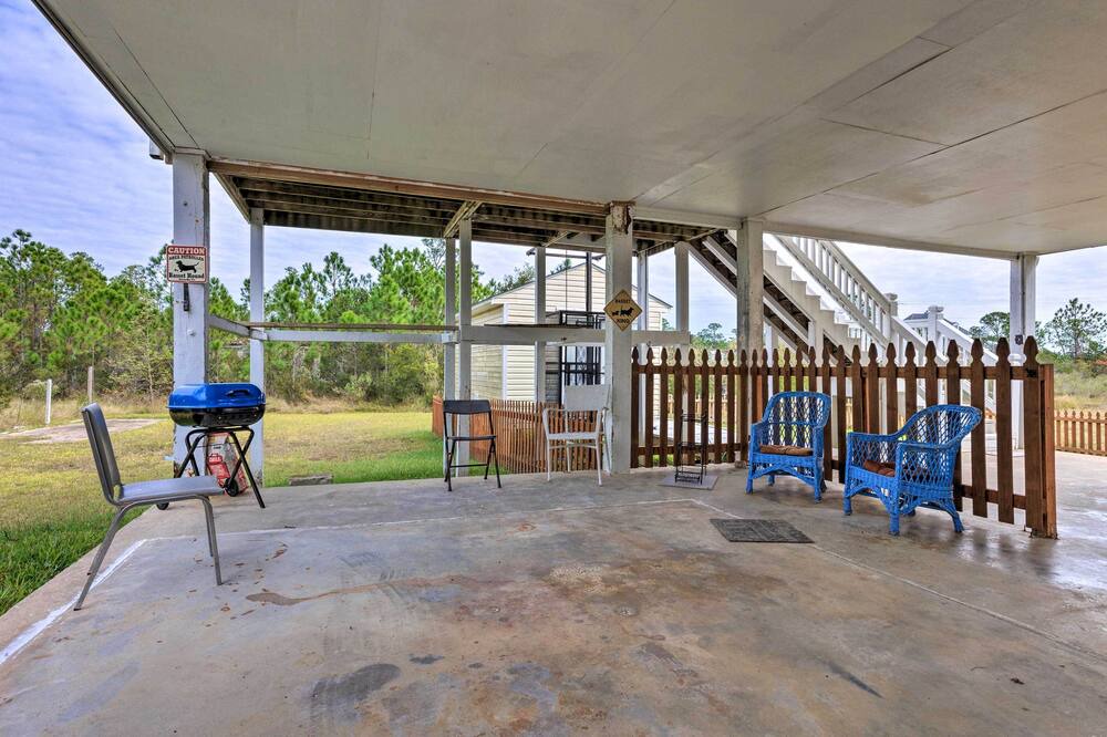 Photo of Outdoor in Henderson Point