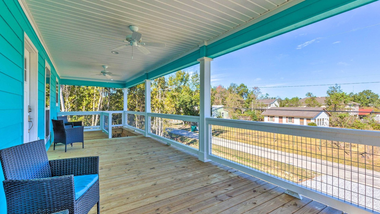 Photo of Patio Balcony in Waveland