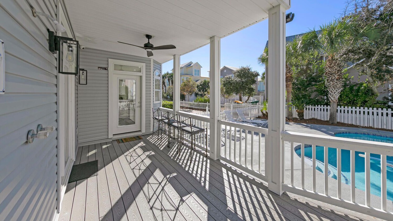 Photo of Outdoor in Crystal Shores