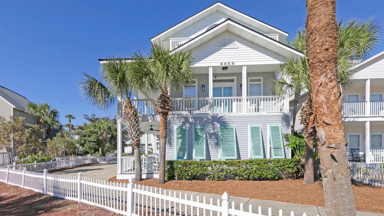 Photo of Outdoor in Crystal Shores