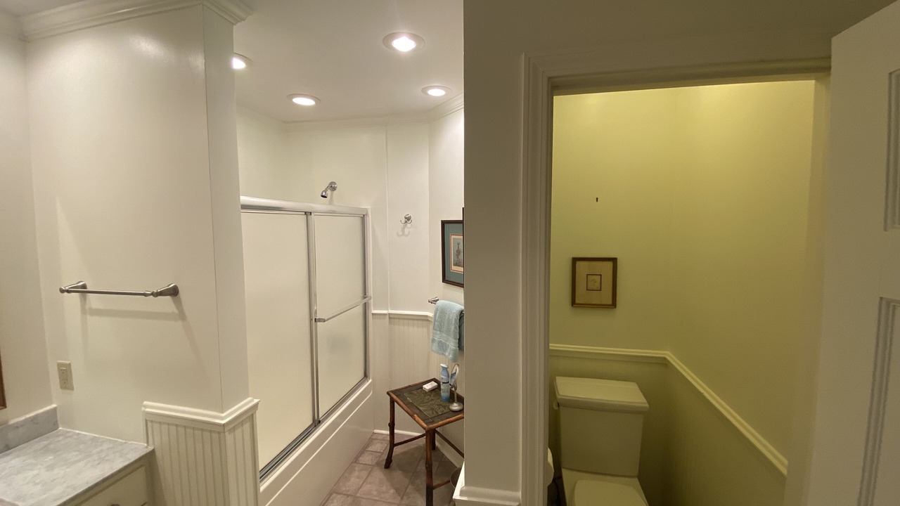 Photo of Bathroom in Rosedale