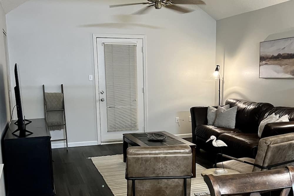 Photo of Bedroom in Gulfport
