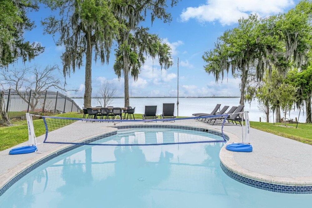 Photo of Outdoor in Baytown
