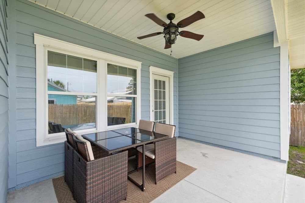 Photo of Outdoor in Silver Sands