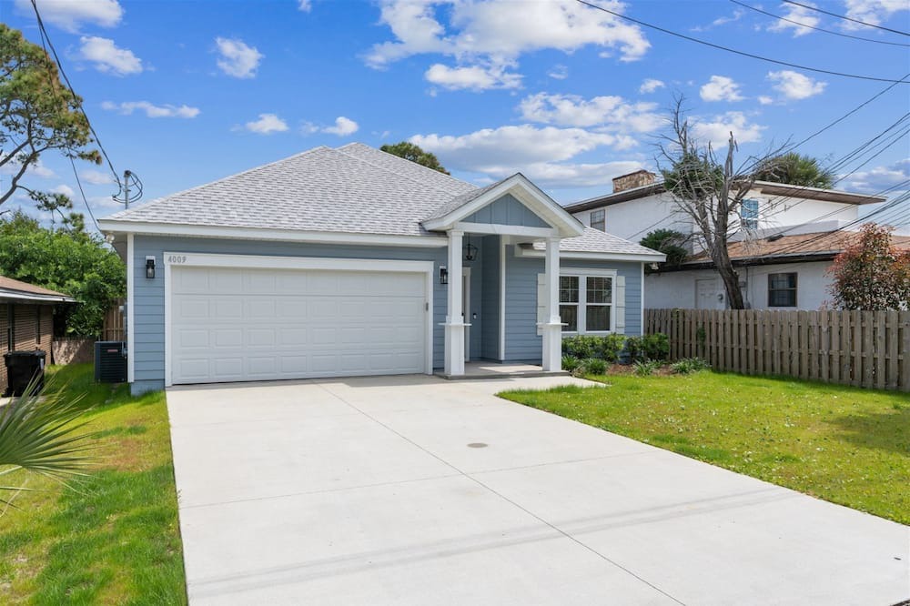 Photo of Outdoor in Silver Sands