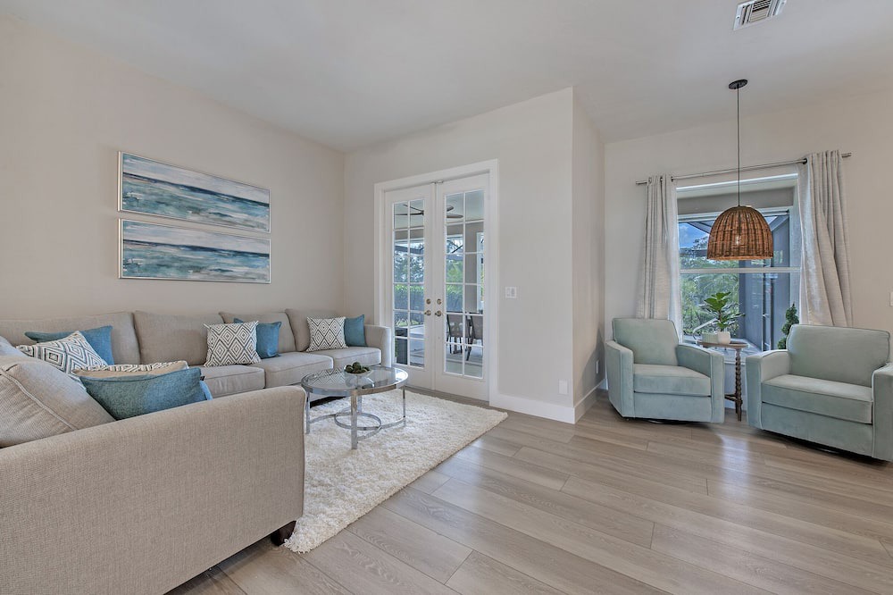 Photo of Livingroom in Lely Golf Estates
