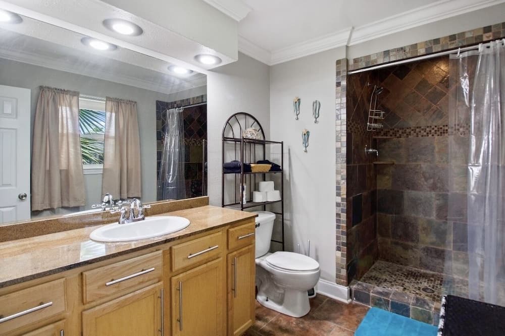 Photo of Bathroom in New Orleans East Area