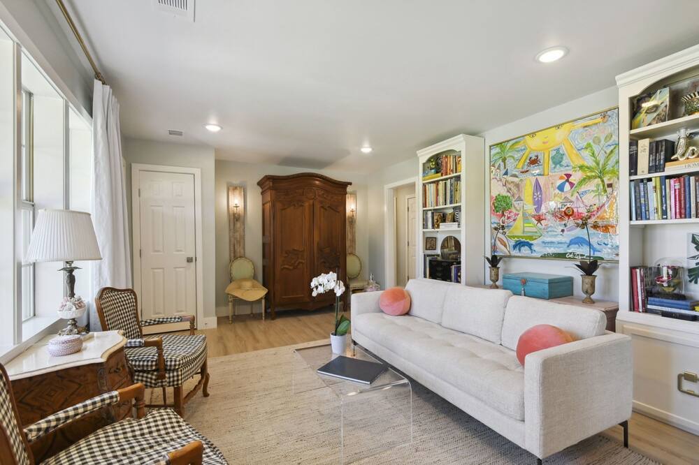 Photo of Livingroom in Pass Christian