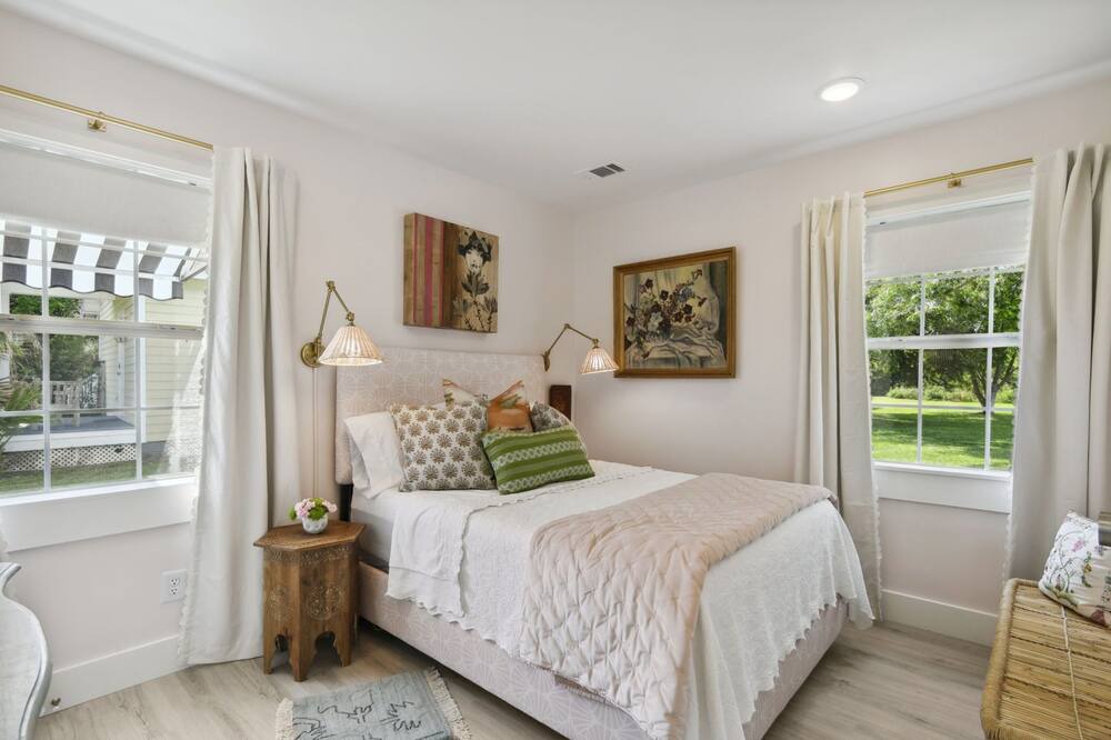 Photo of Bedroom in Pass Christian