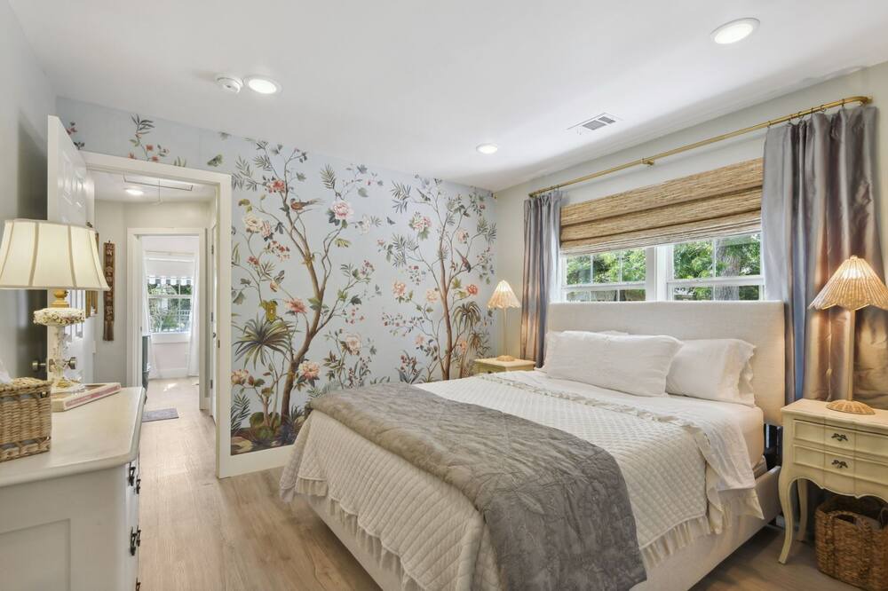 Photo of Bedroom in Pass Christian