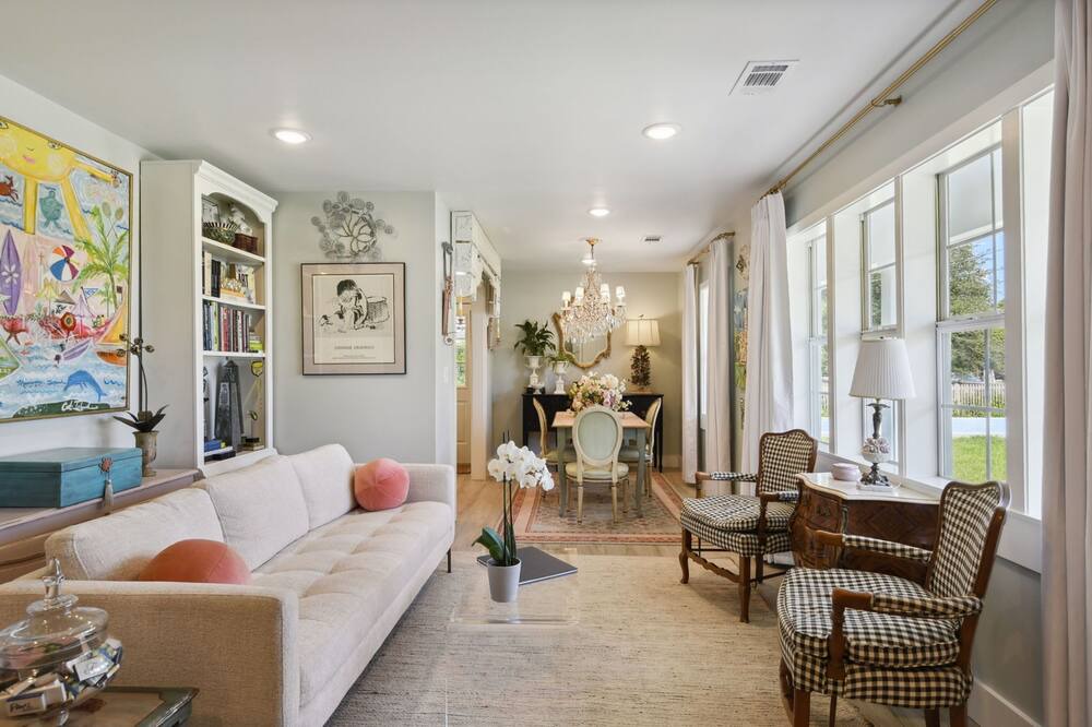 Photo of Livingroom in Pass Christian