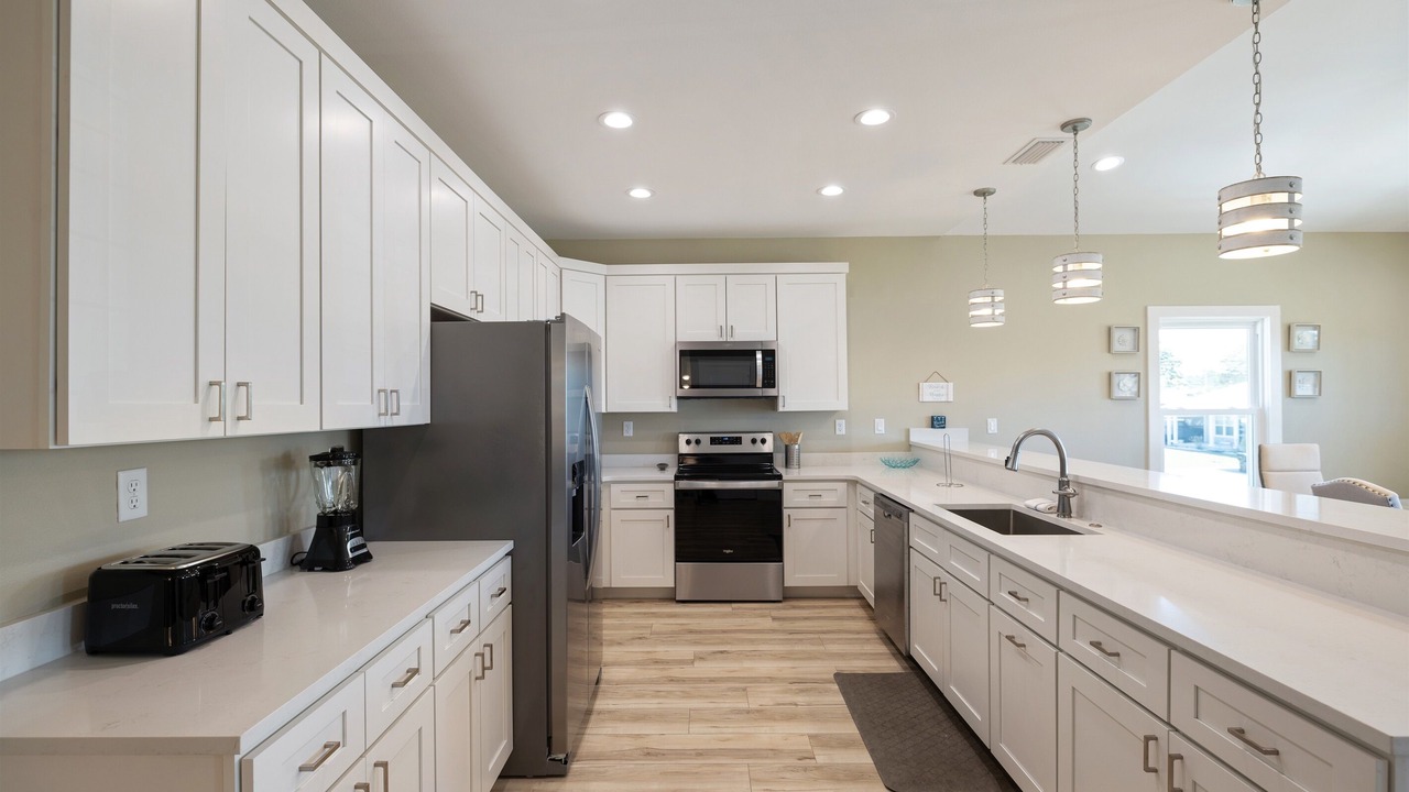 Photo of Kitchen in Laguna Beach Estates