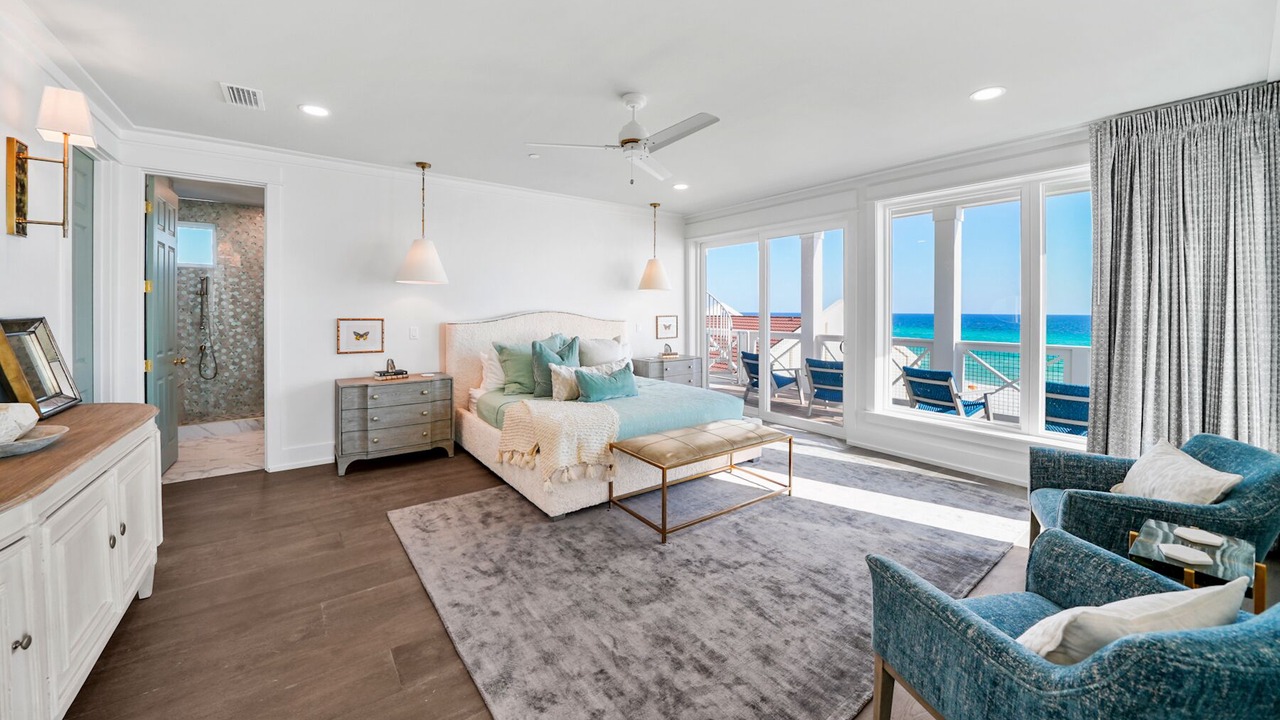 Photo of Livingroom in Hollywood Beach