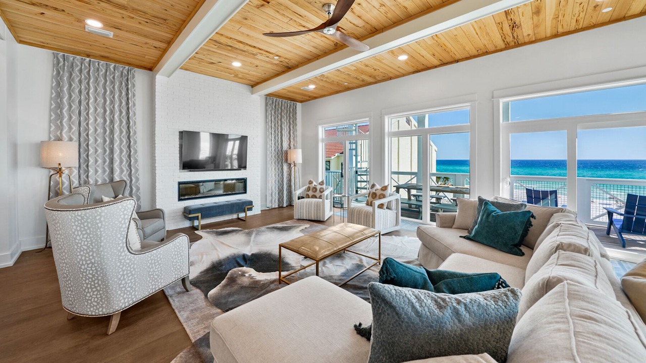 Photo of Livingroom in Hollywood Beach