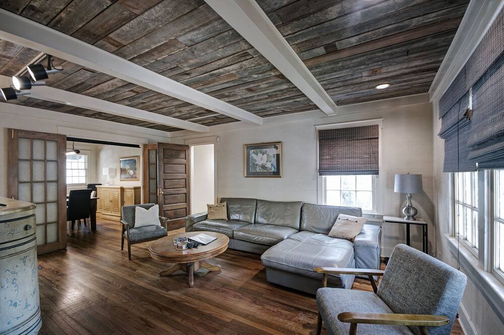 Photo of Livingroom in Jackson
