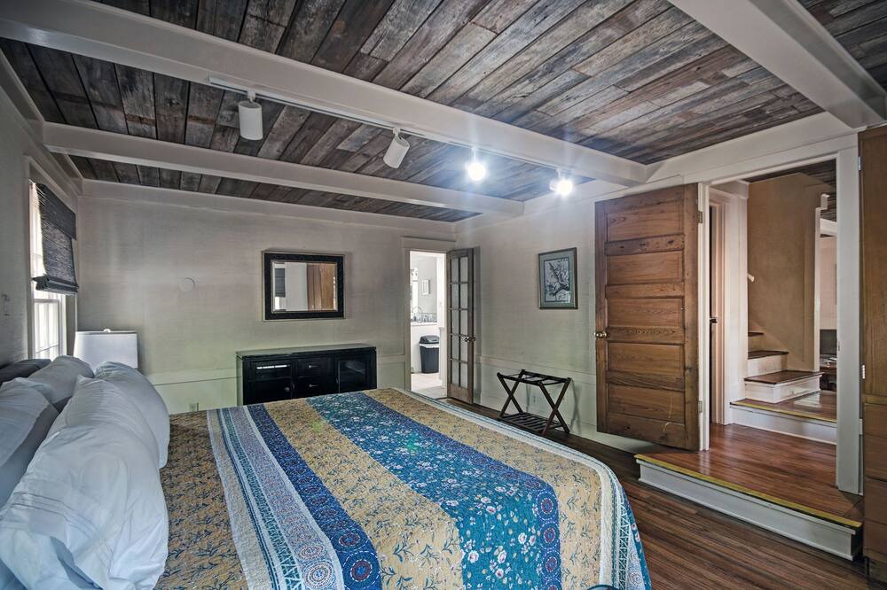 Photo of Bedroom in Jackson